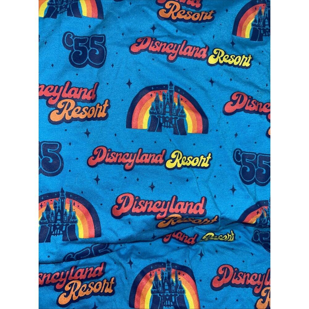 Disneyland resort tank men’s extra large